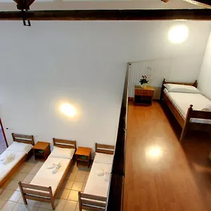  Auberge de jeunesse Marina